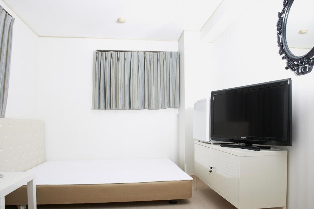 Hotel Empire In Shinjuku Tokyo Room photo