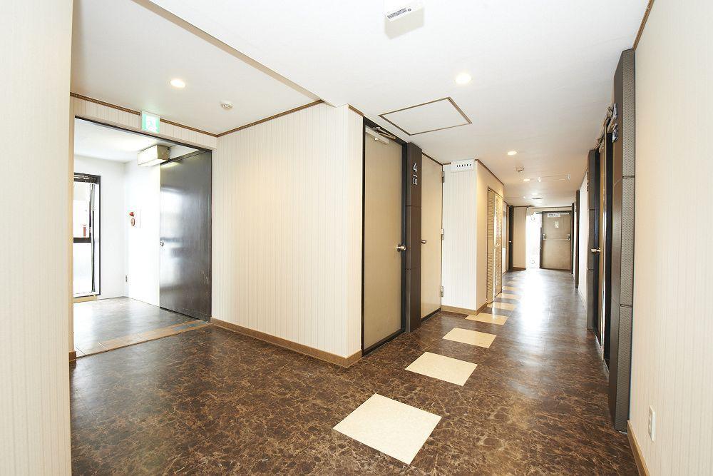 Hotel Empire In Shinjuku Tokyo Exterior photo